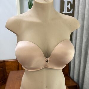Victoria’s Secret 34DD Bombshell Strapless Bra